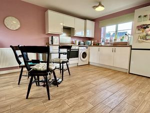Kitchen/Diner- click for photo gallery